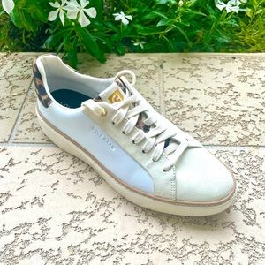 Cole Haan GrandPro Women’s Size 8 Sneakers